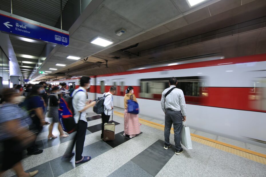 “สายสีแดง” ผู้โดยสารเพิ่มทะลุเป้า “สถานีหลักสี่” เชื่อม “ชมพู” พุ่งขึ้น 50%