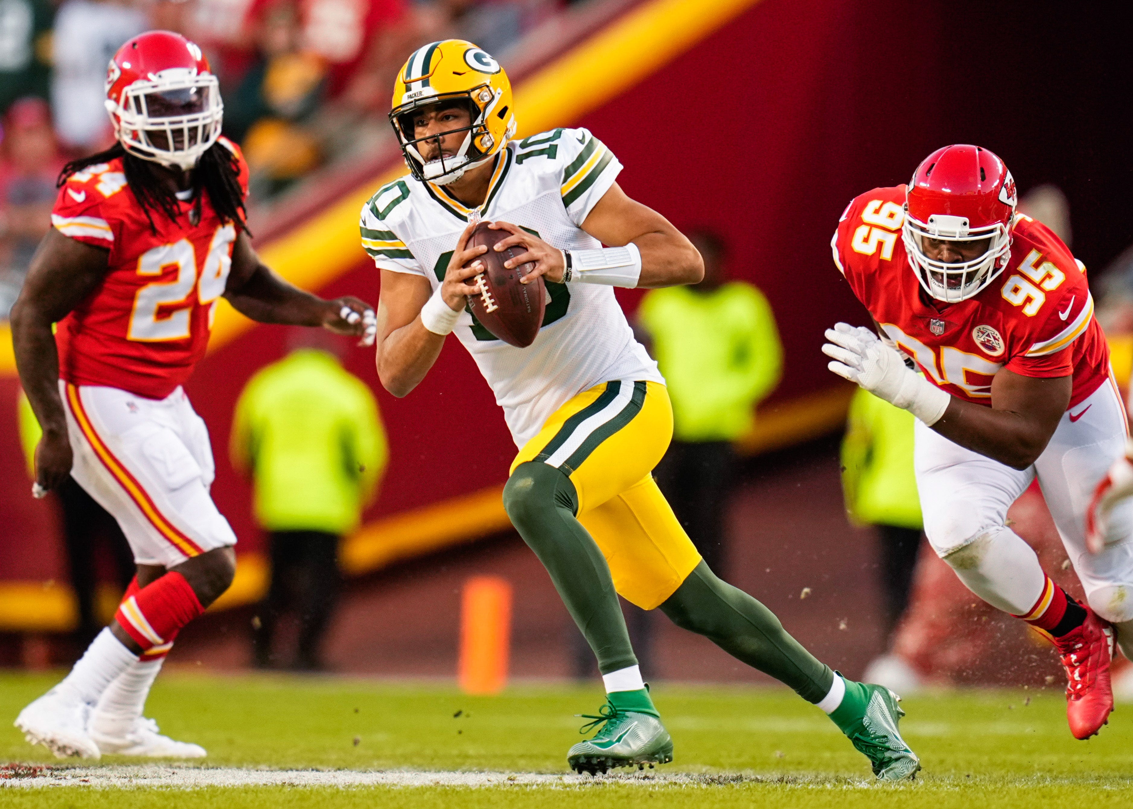 kansas city chiefs at green bay packers: predictions, picks and odds for nfl week 13 game