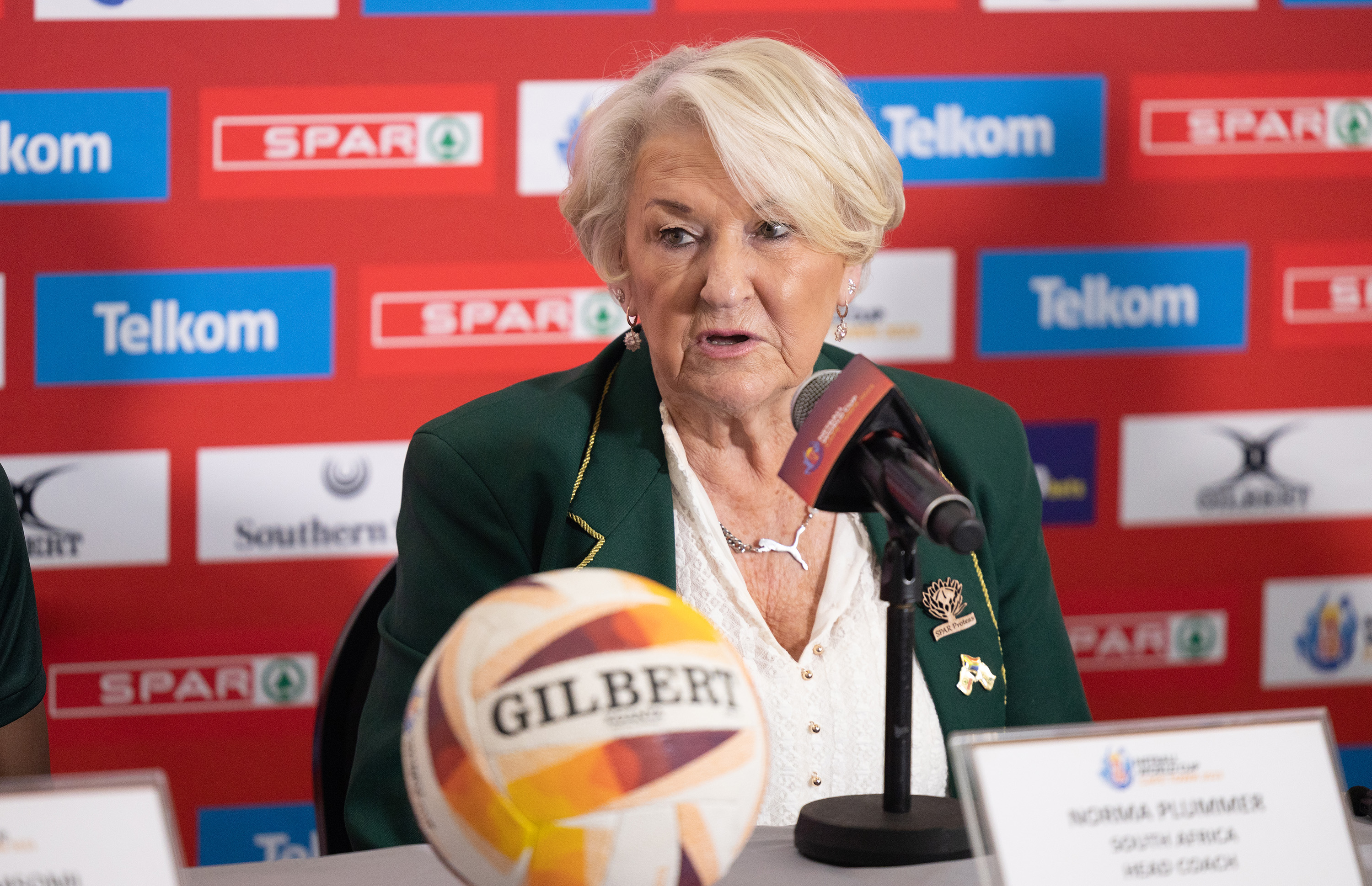 netball south africa has massive expectations for the next proteas coach