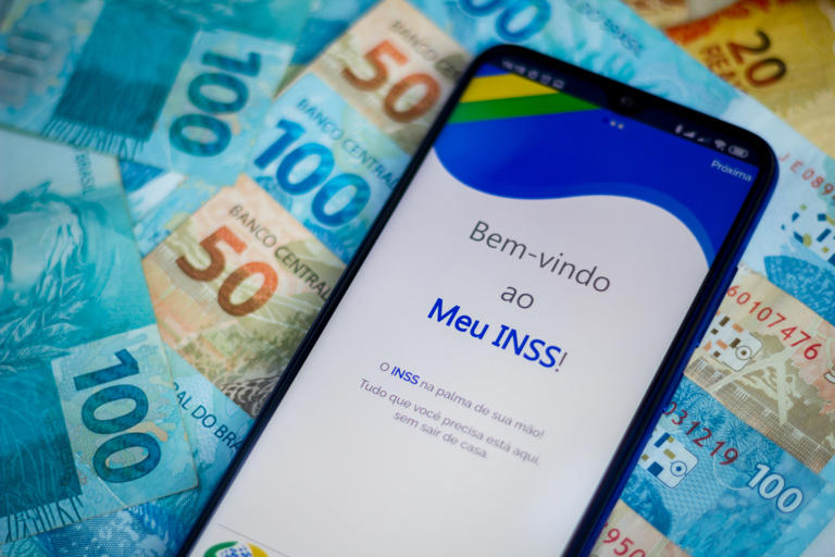 April 26, 2020, Brazil. In this photo illustration the app Meu INSS logo is displayed on a smartphone.