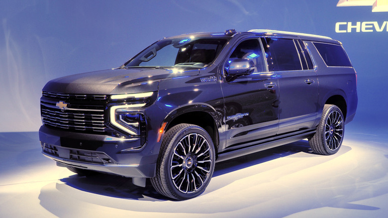 2025 Chevrolet Tahoe & Suburban First Look: Biggest Issue Fixed But ...