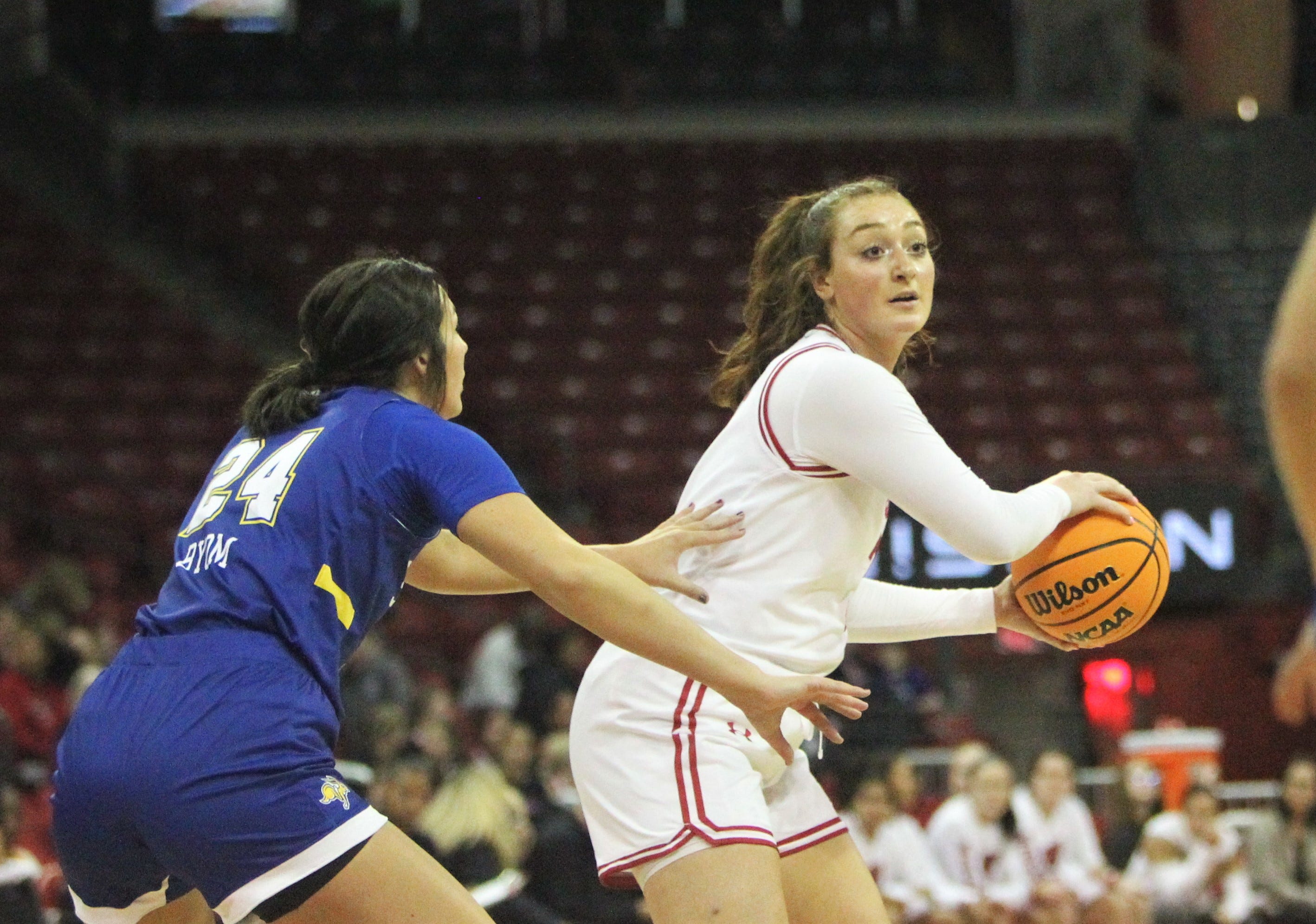 Wisconsin women's basketball falls to Butler despite Serah Williams' doubledouble