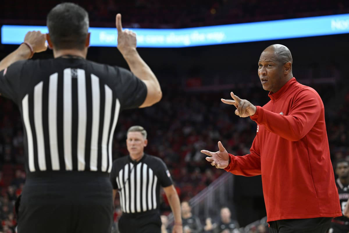 What Kenny Payne Louisville Players Said After 73 68 Win Vs Bellarmine
