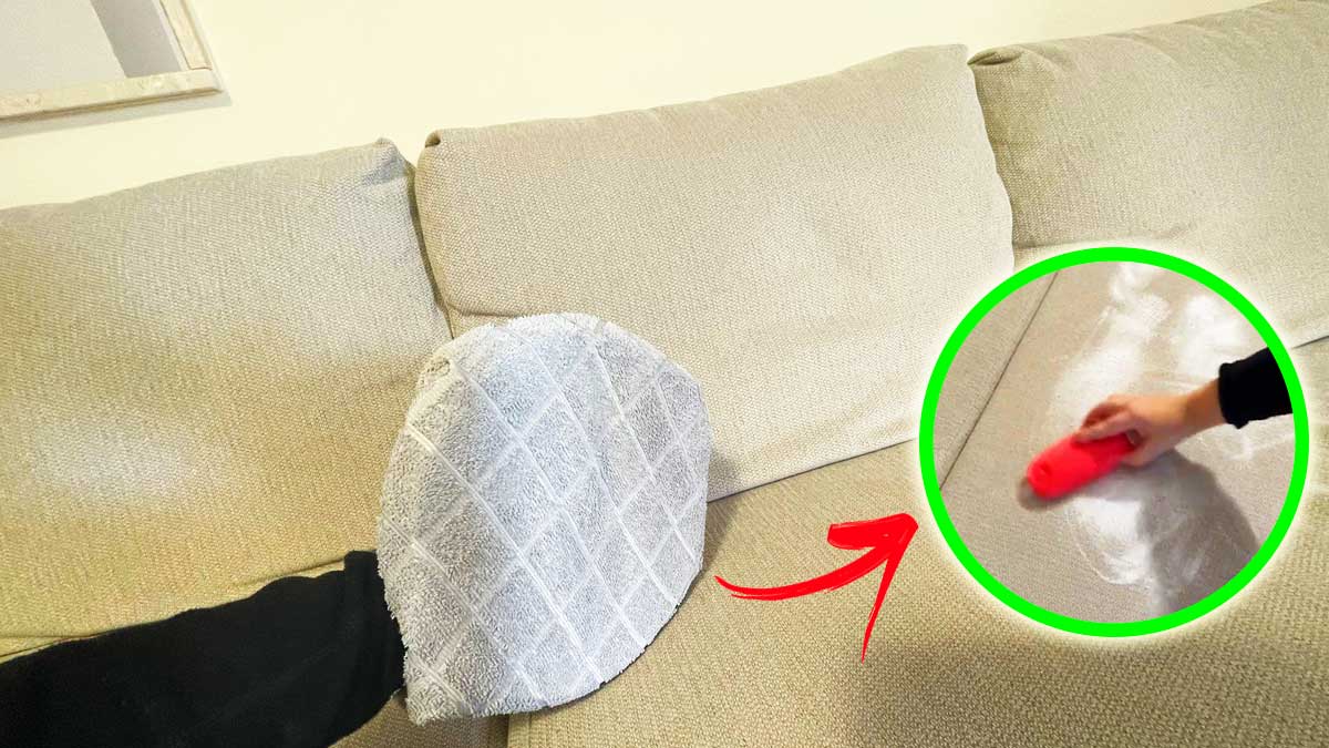 come pulire un divano non sfoderabile con rimedi naturali