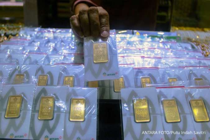 harga emas antam anjlok rp 15.000 menjadi rp 1.310.000 per gram pada hari ini (1/5)