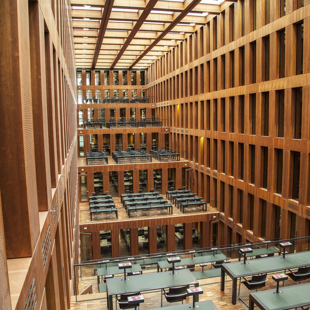 24-stunden-bibliothek in berlin: schwarz-rot will modellprojekt für durchgehende öffnung