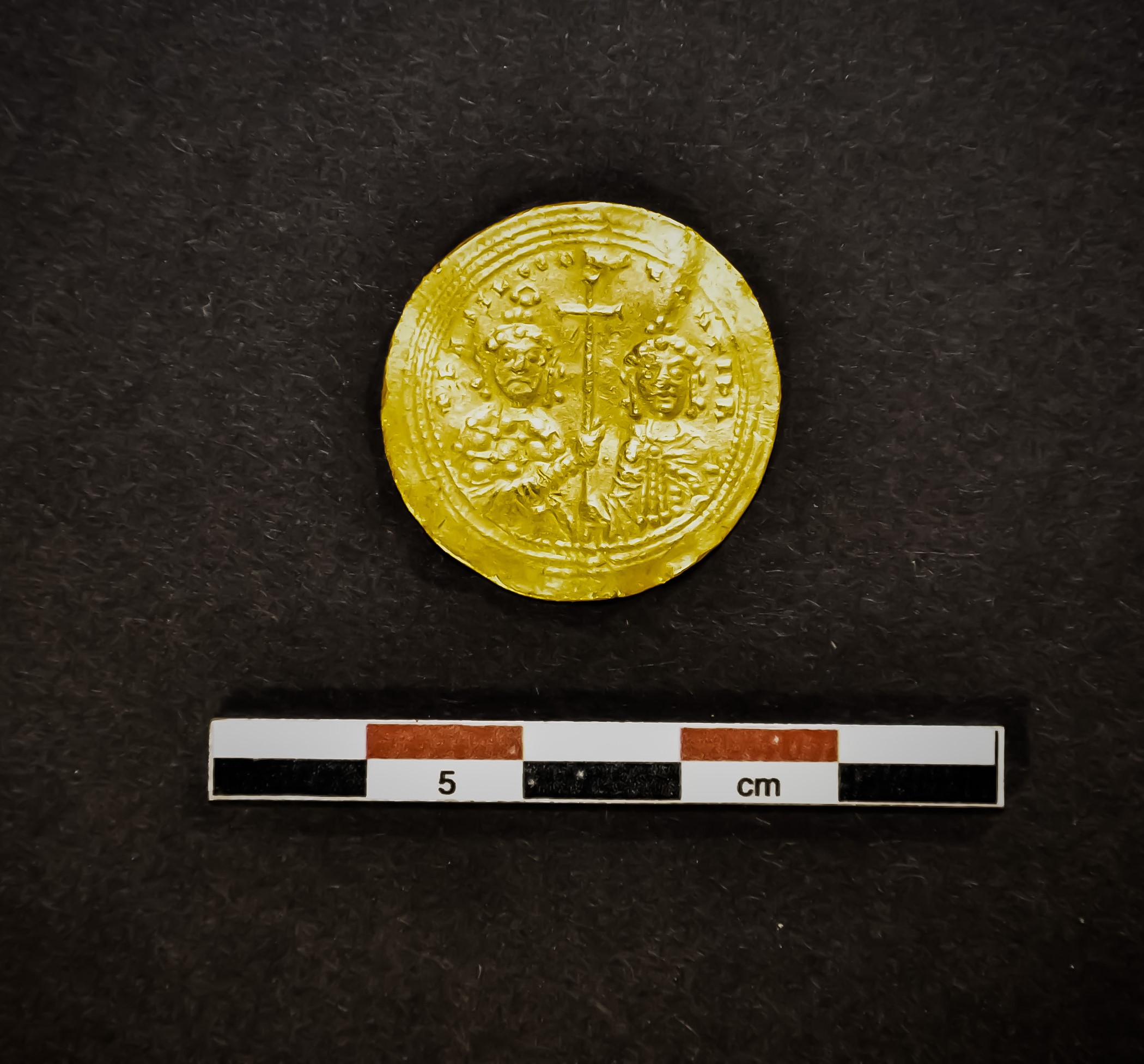 privatperson fant 1000 år gammel bysantinsk gullmynt i valdres