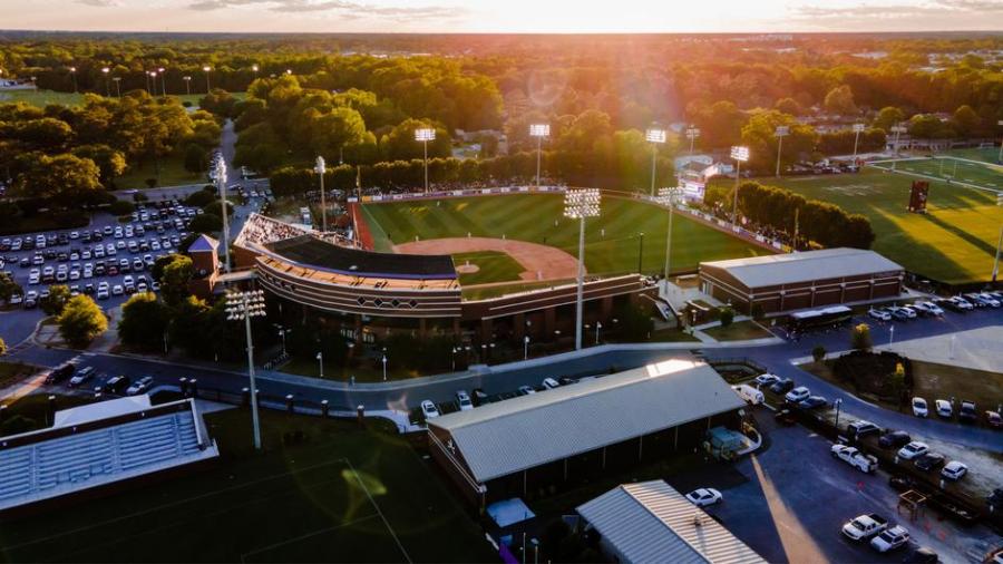 East Carolina Reveals 2024 Baseball Schedule   AA1kNx4F.img