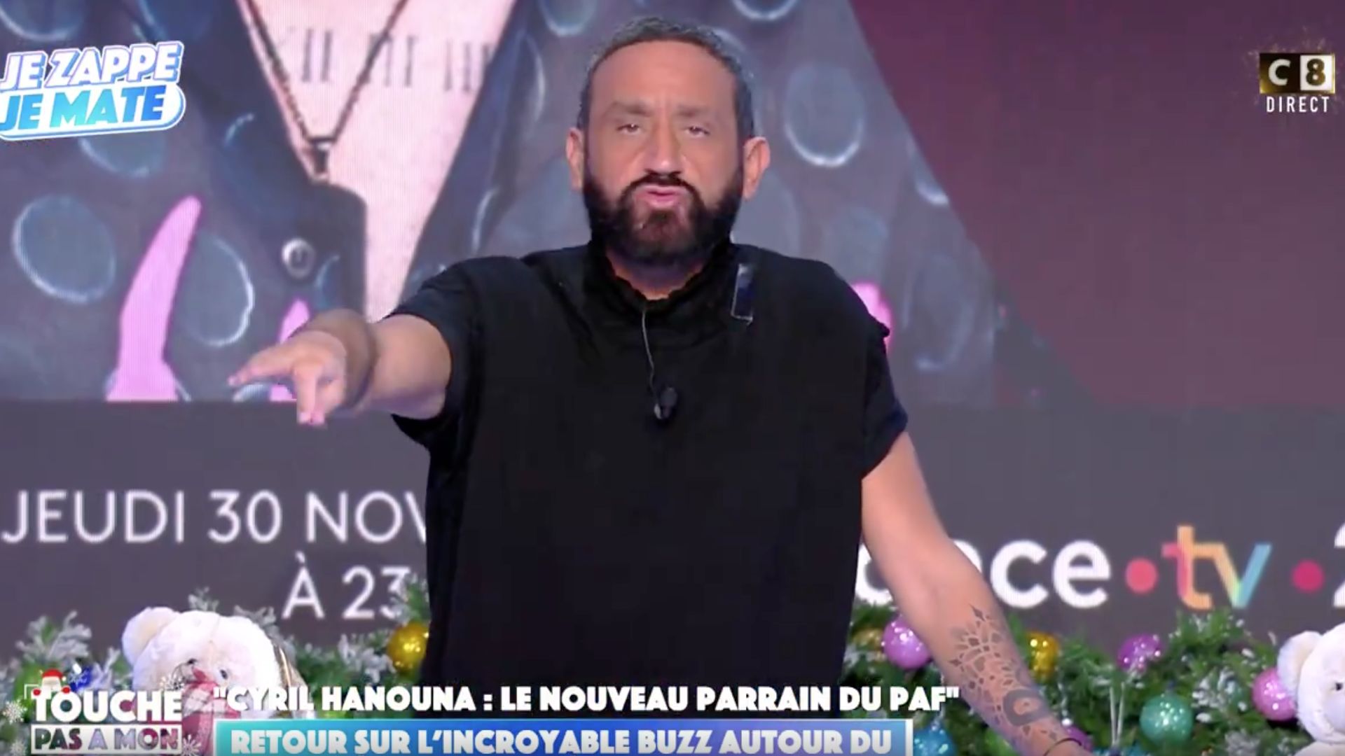 Nous On A Du Très Très Lourd Cyril Hanouna Promet De Faire Trembler France Télévisions 