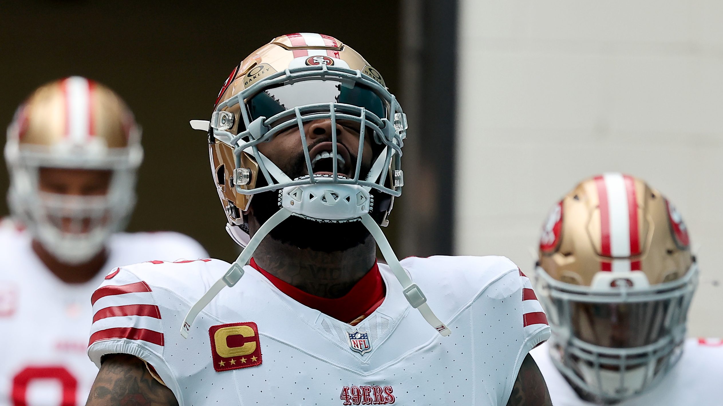 49ers’ Trent Williams Details Frightening Story From His Cancer Journey