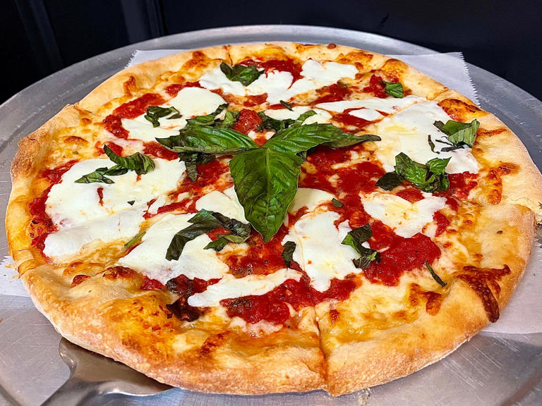 Best pizza: 13 restaurants that serve great slices from all across Florida