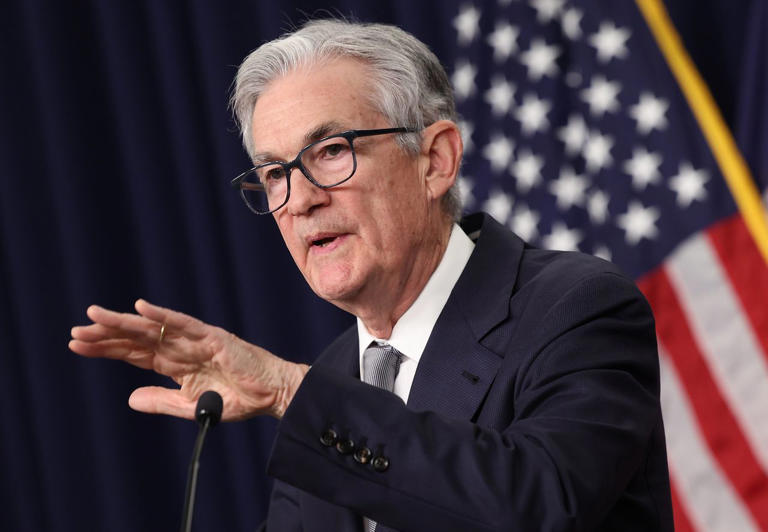 Las subidas de los tipos de interés de la Fed probablemente hayan terminado, pero los funcionarios se muestran reacios a decirlo