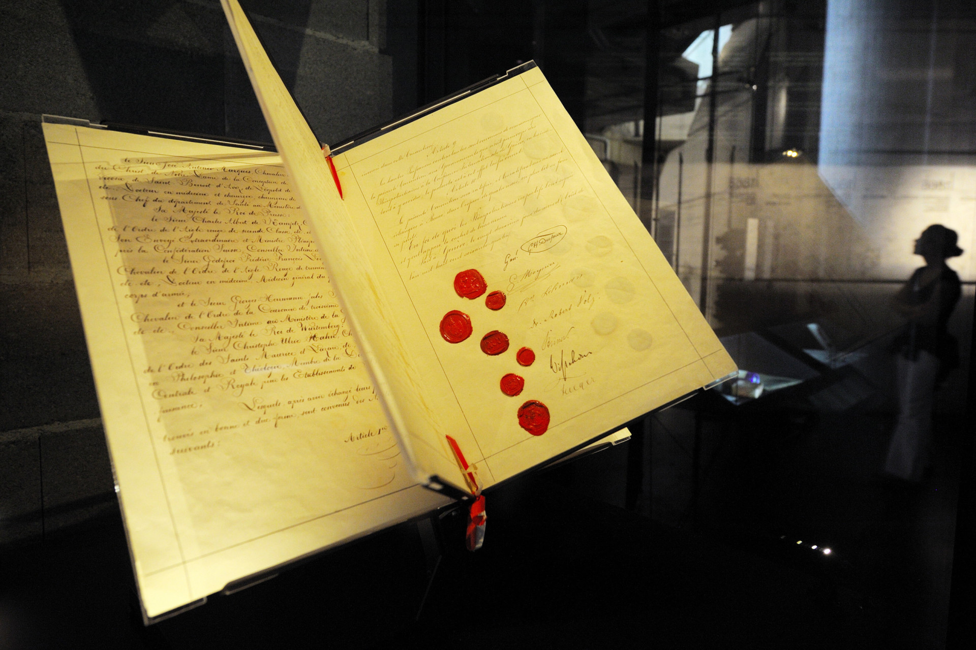 Apple TV Plus and Paramount Plus reportedly discussing cheap bundle