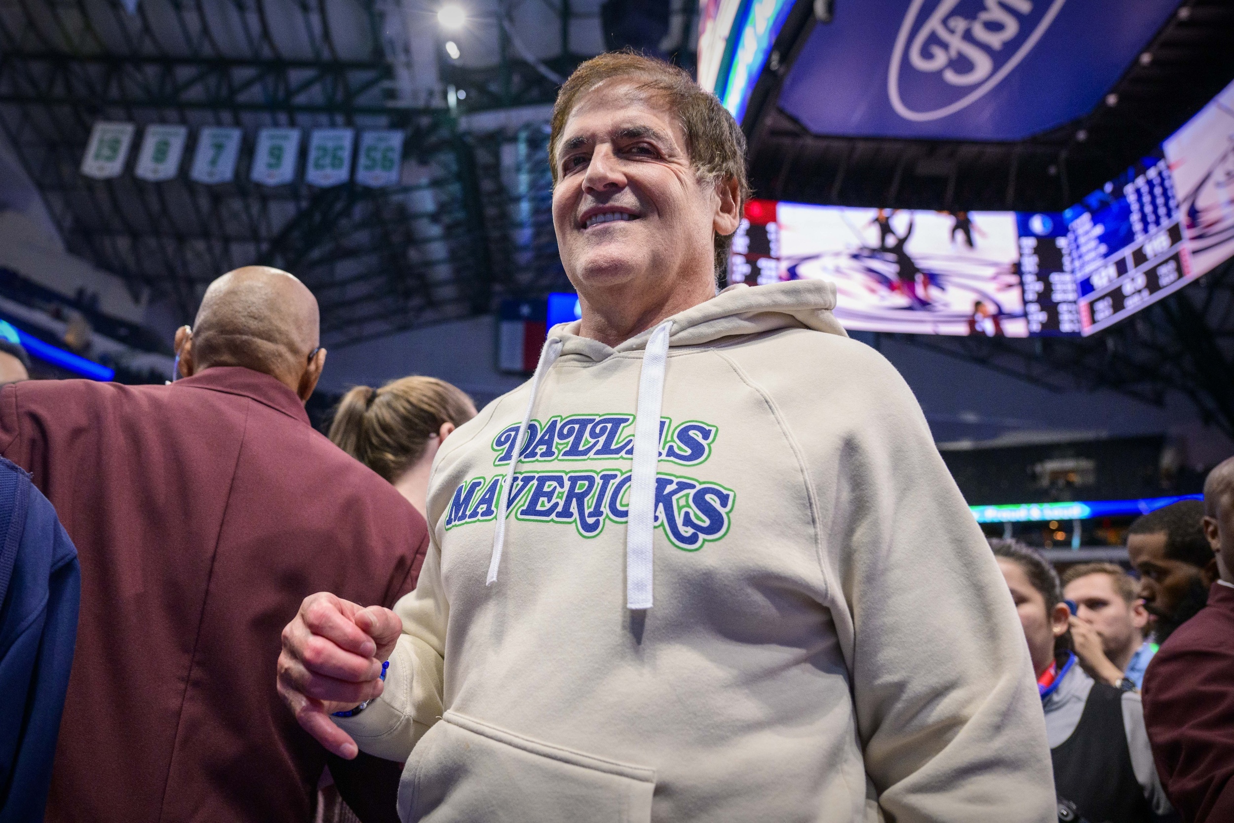 mark-cuban-still-wants-control-over-mavericks-basketball-operations