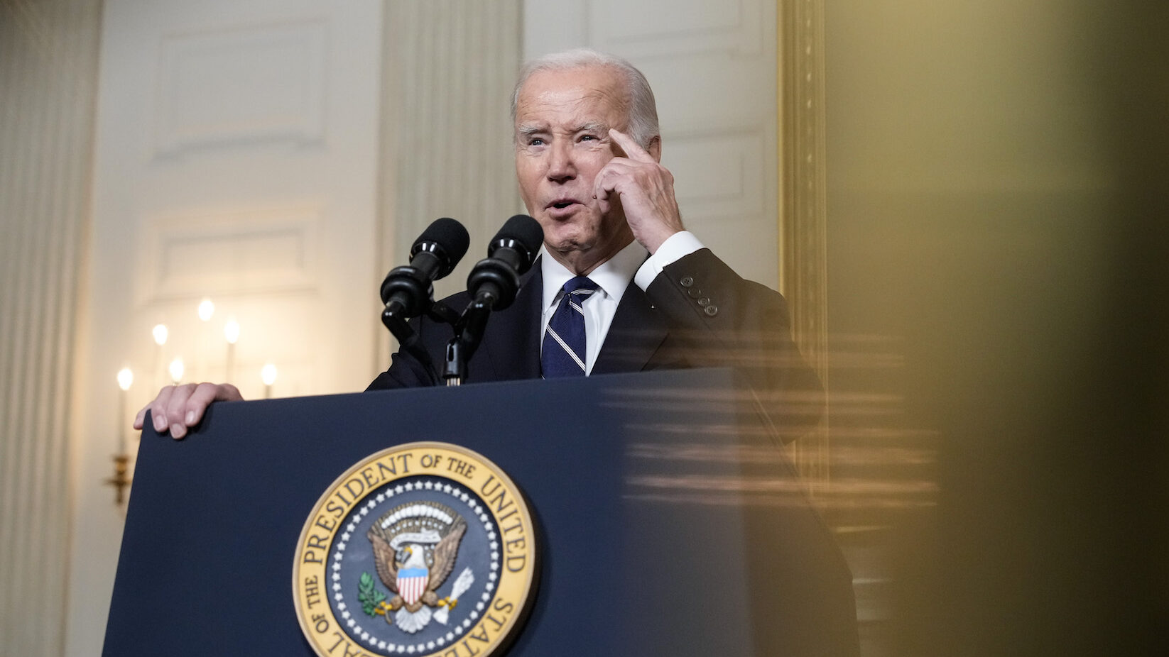 Biden Calls On Congress To Ban Assault Weapons After Texas, Nevada ...