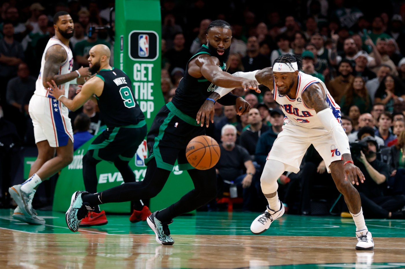 Jayson Tatum Ejected, But Celtics Survive For Wild Victory Over 76ers