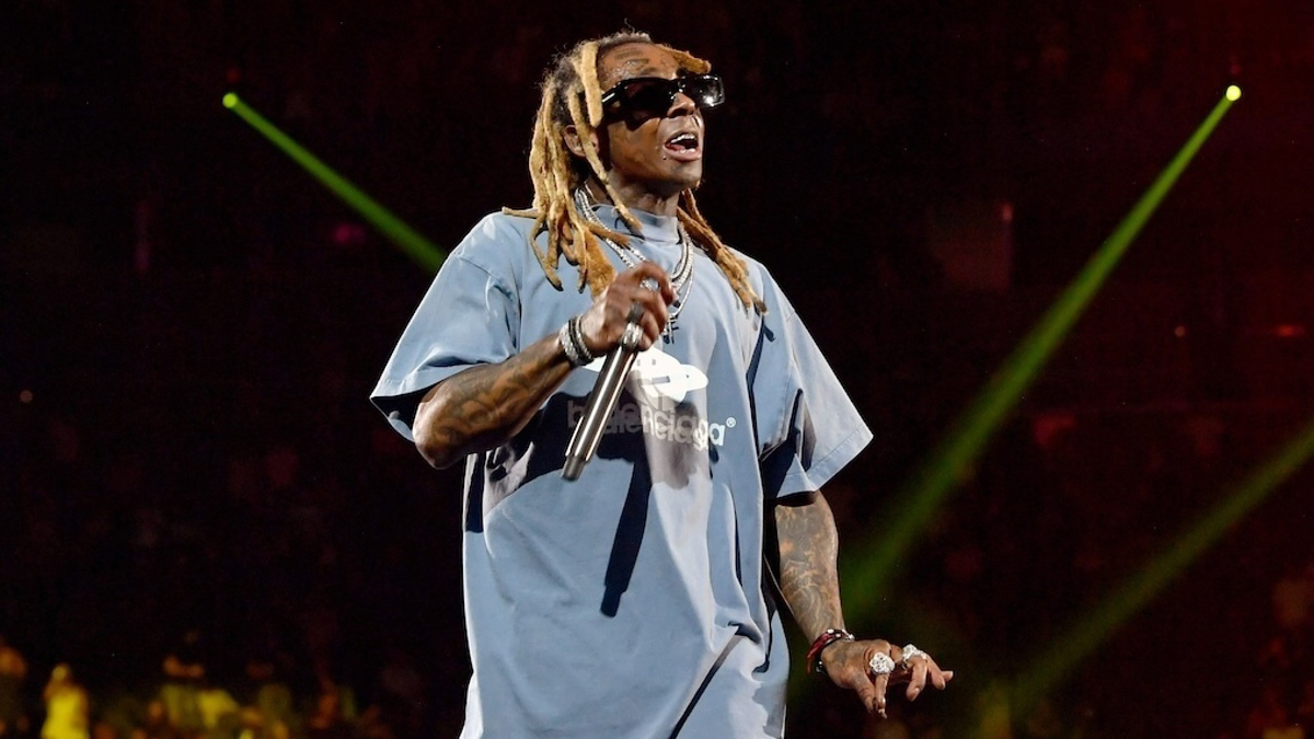 Lil Wayne Sued By Former Bodyguard Who Claims Rapper Assaulted Him And Threatened Him With Gun