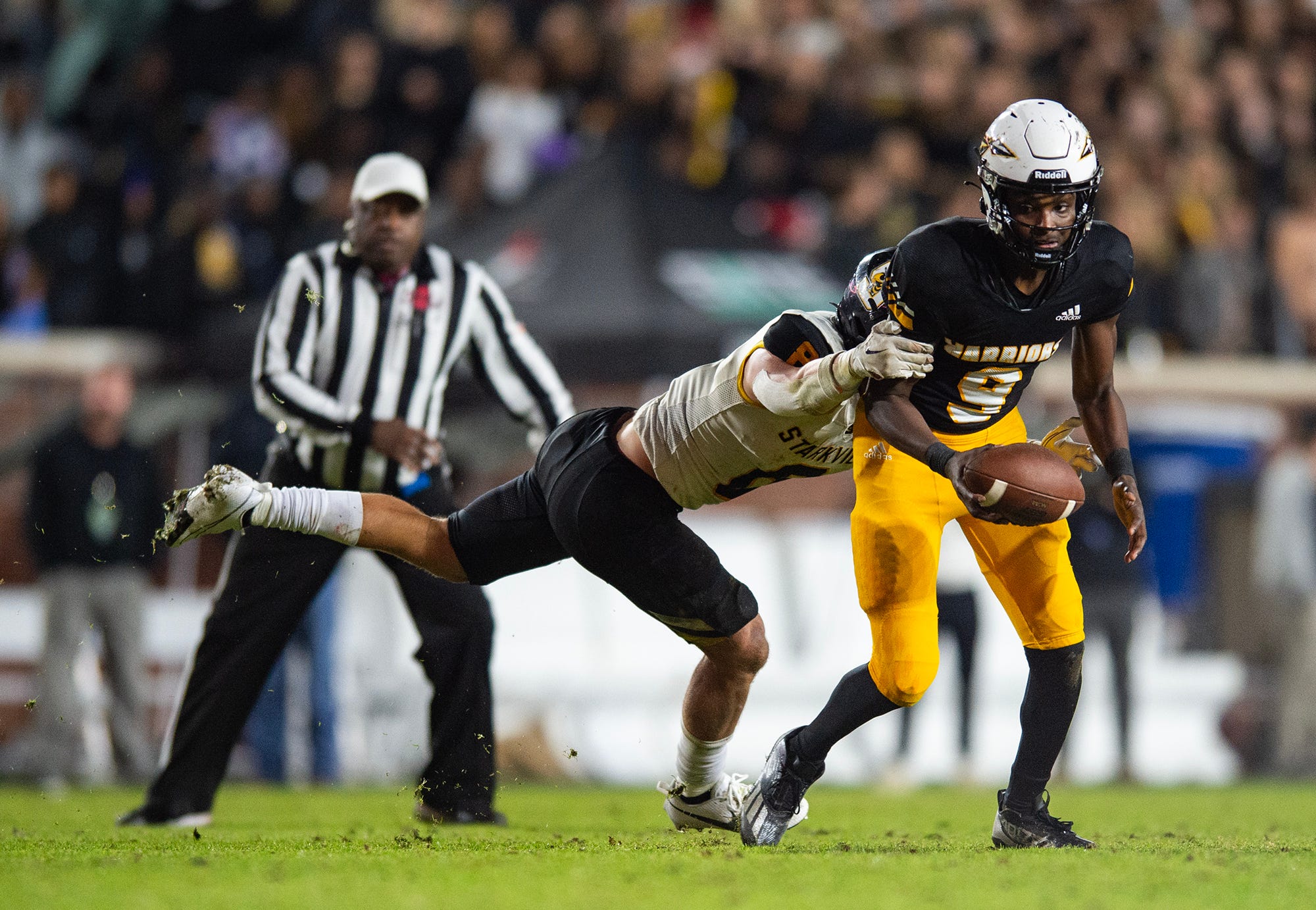 A.J. Maddox rises to occasion for Oak Grove football’s MHSAA Class 7A