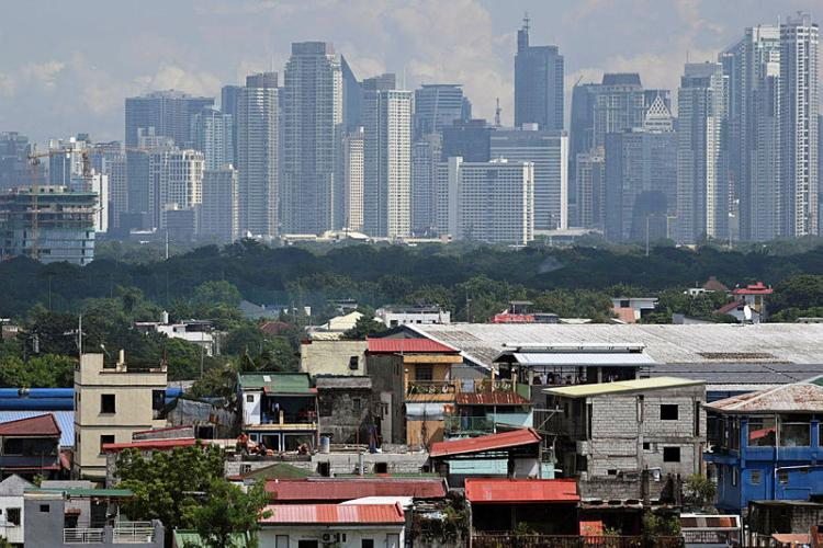 Philippines. Un Attentat Visant Une Messe Catholique Dans Une ...