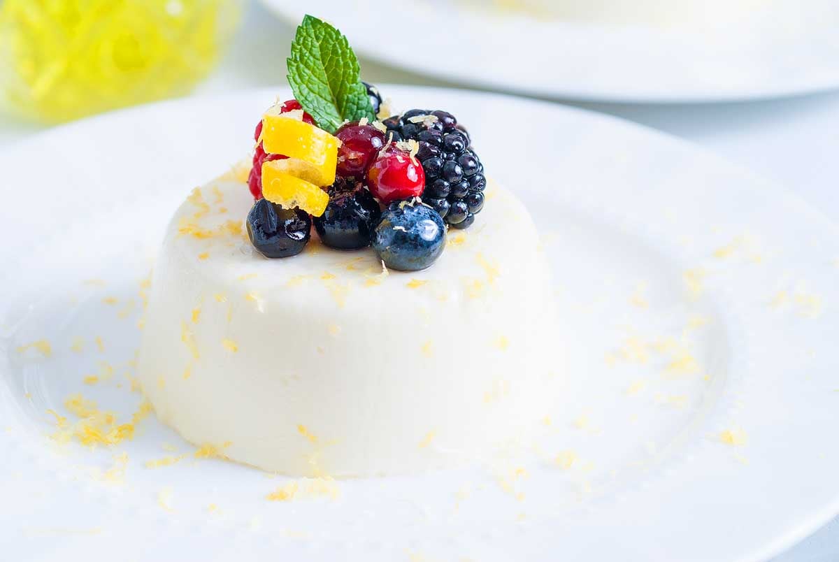 34 Amazing Italian Desserts That are Simple, Yet Impressive
