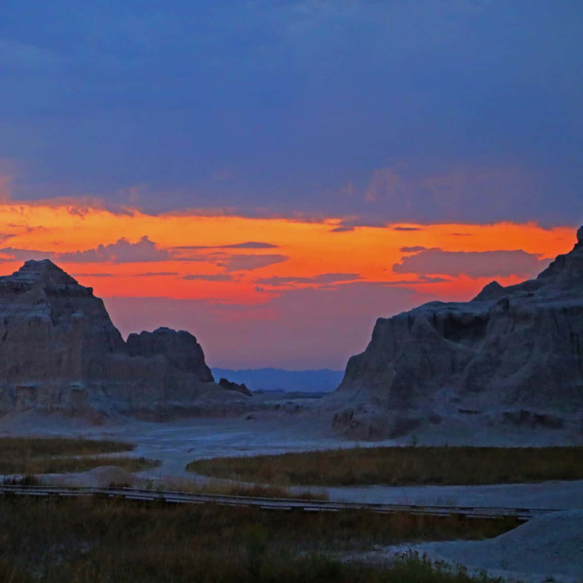 2024 Badlands National Park Resource Guide   AA1kVVuT.img