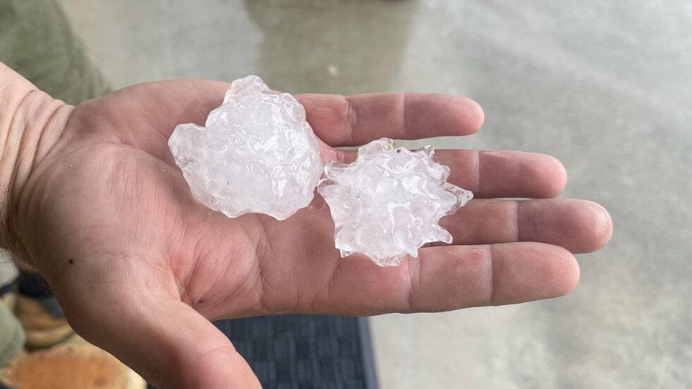 huge hail smashes gympie and the sunshine coast as storm moves south