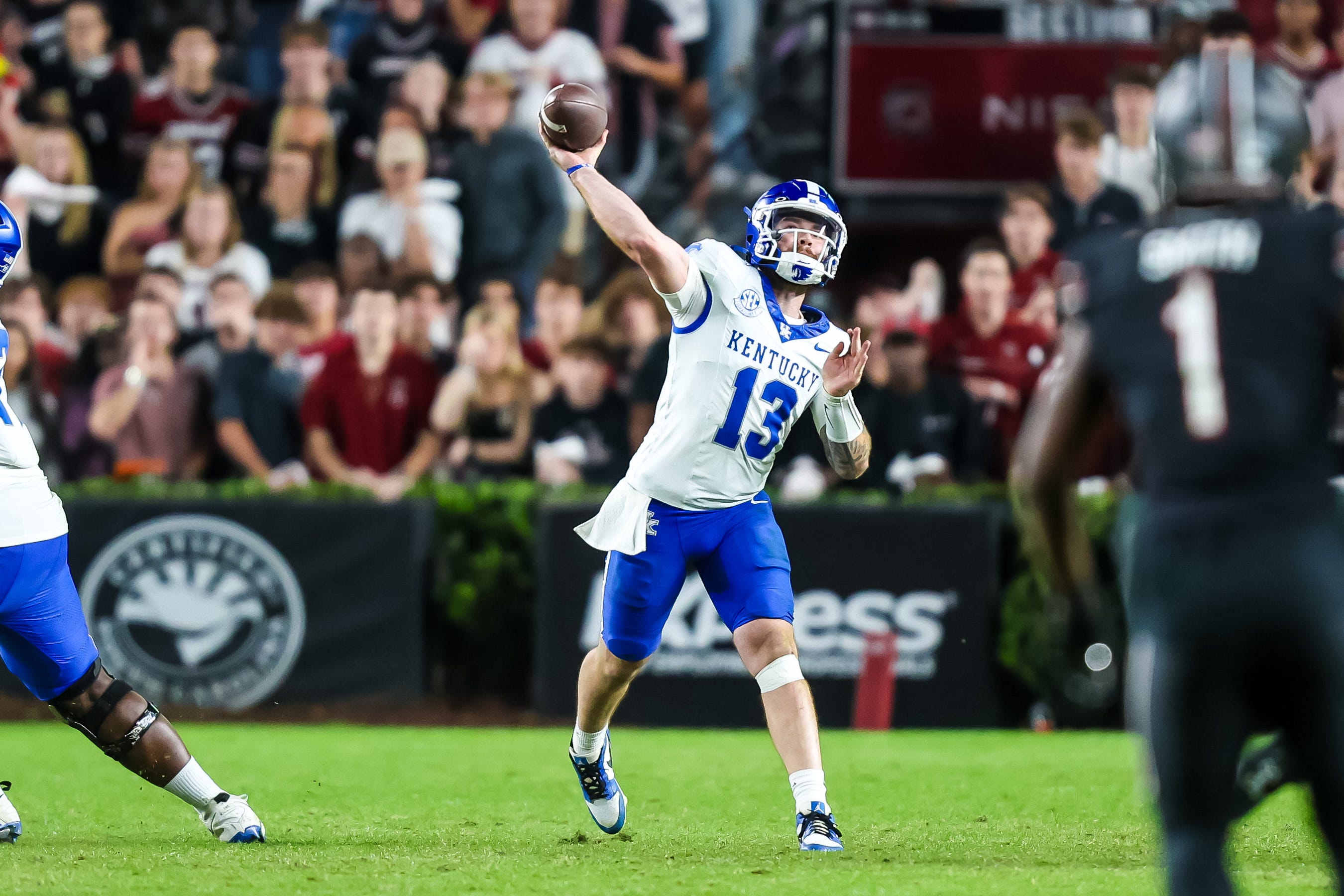 Late comeback helps boost Clemson football's grades in win vs. Kentucky