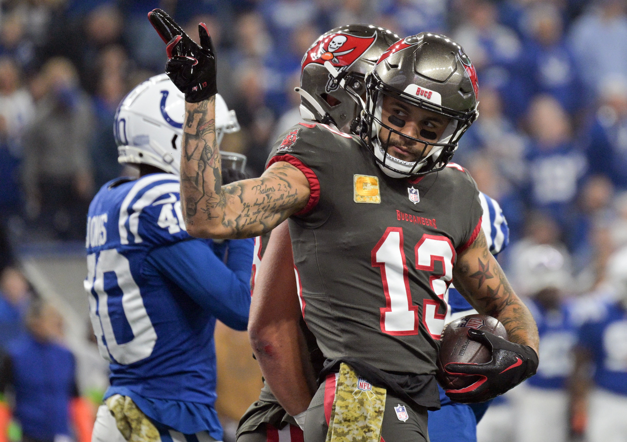 Watch Bucs WR Mike Evans scores 74yard TD, extends own NFL mark in