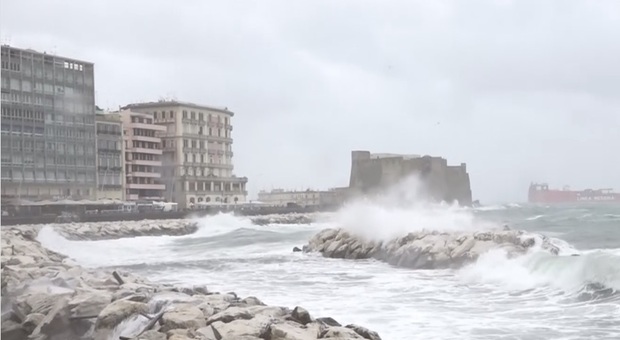 Meteo Napoli E Campania Domani, è Allerta Gialla: Temporali Intensi ...