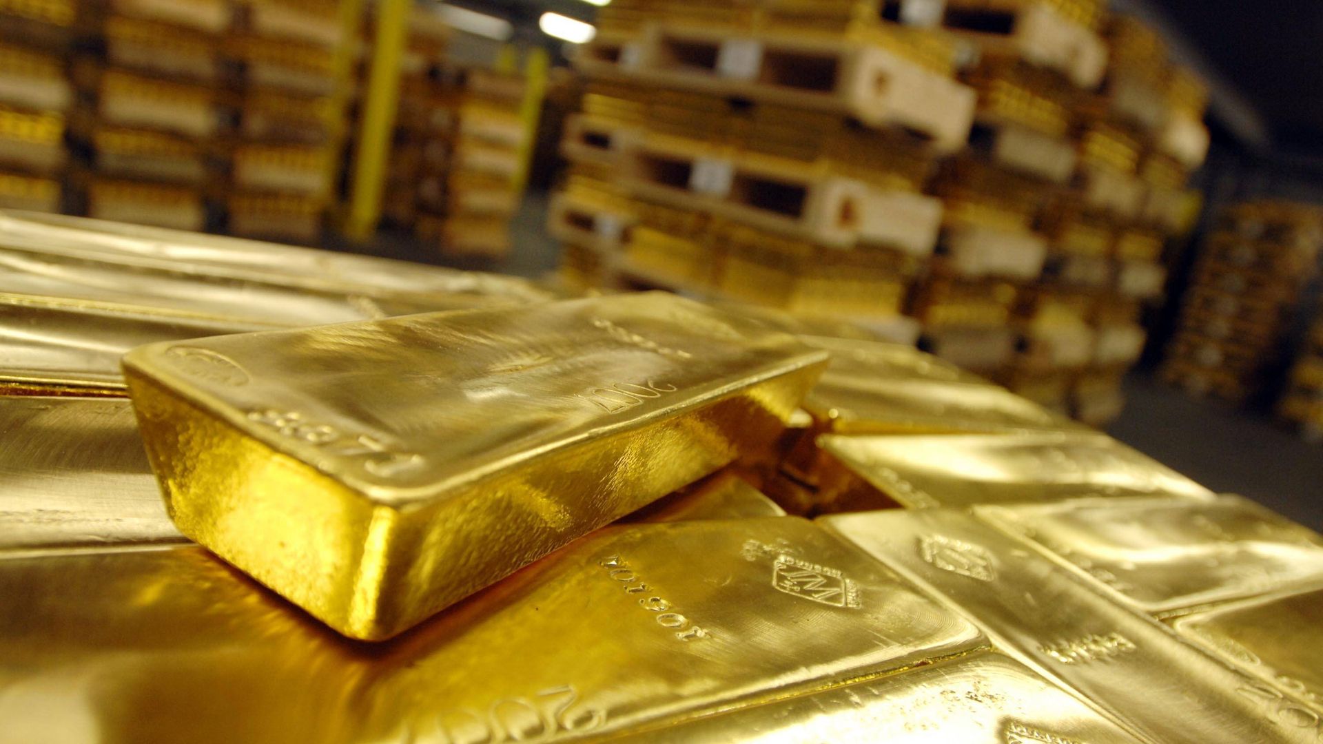 gold kaufen: goldpreis steigt über 2100 us-dollar