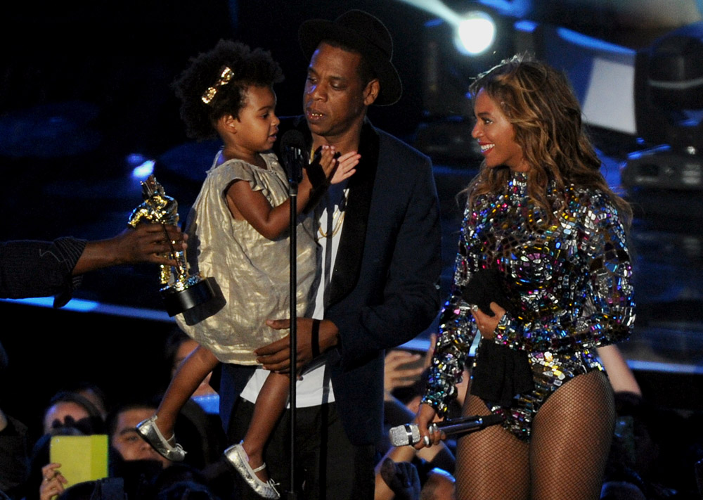 Beyonce & Jay-Z’s Best Family Photos: See Their Pics With Blue & the Twins