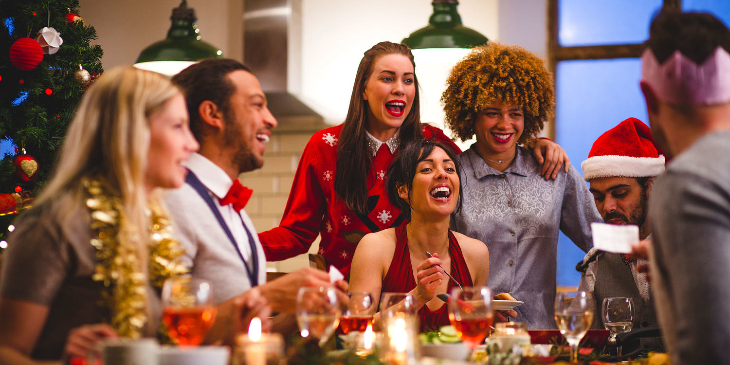 Family christmas party. Новогодняя вечеринка. Рождество вечеринка. Домашняя Новогодняя вечеринка. Домашняя Рождественская вечеринка.