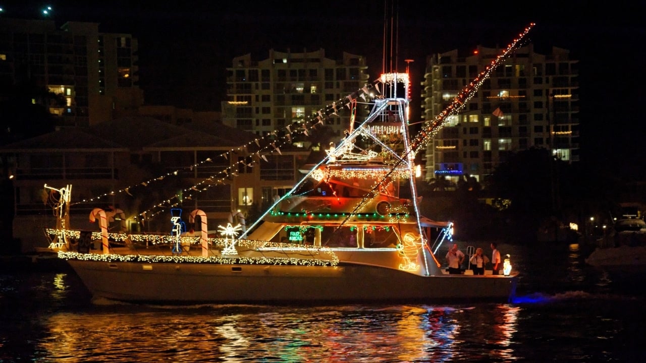 <p><span>Get into the holiday spirit with the <a href="https://sowal.com/event/destin-boat-parade" rel="nofollow noopener">Holiday On The Harbor Destin Boat Parade</a>. Local boat owners decorate their vessels with lights, trees, and holiday cheer. Line up along the harbor to enjoy the festivities, grab a drink from a local restaurant, and finish the evening with fireworks.</span></p><p><strong>More from Wealth of Geeks</strong></p><ul> <li><a href="https://wealthofgeeks.com/new-orleans-historic-house-museums/">Historic Houses Turned Museums in New Orleans</a></li> <li><a href="https://wealthofgeeks.com/guide-to-cheap-caribbean-vacations/">Cheap Caribbean Vacations—The Ultimate Guide</a></li> </ul>
