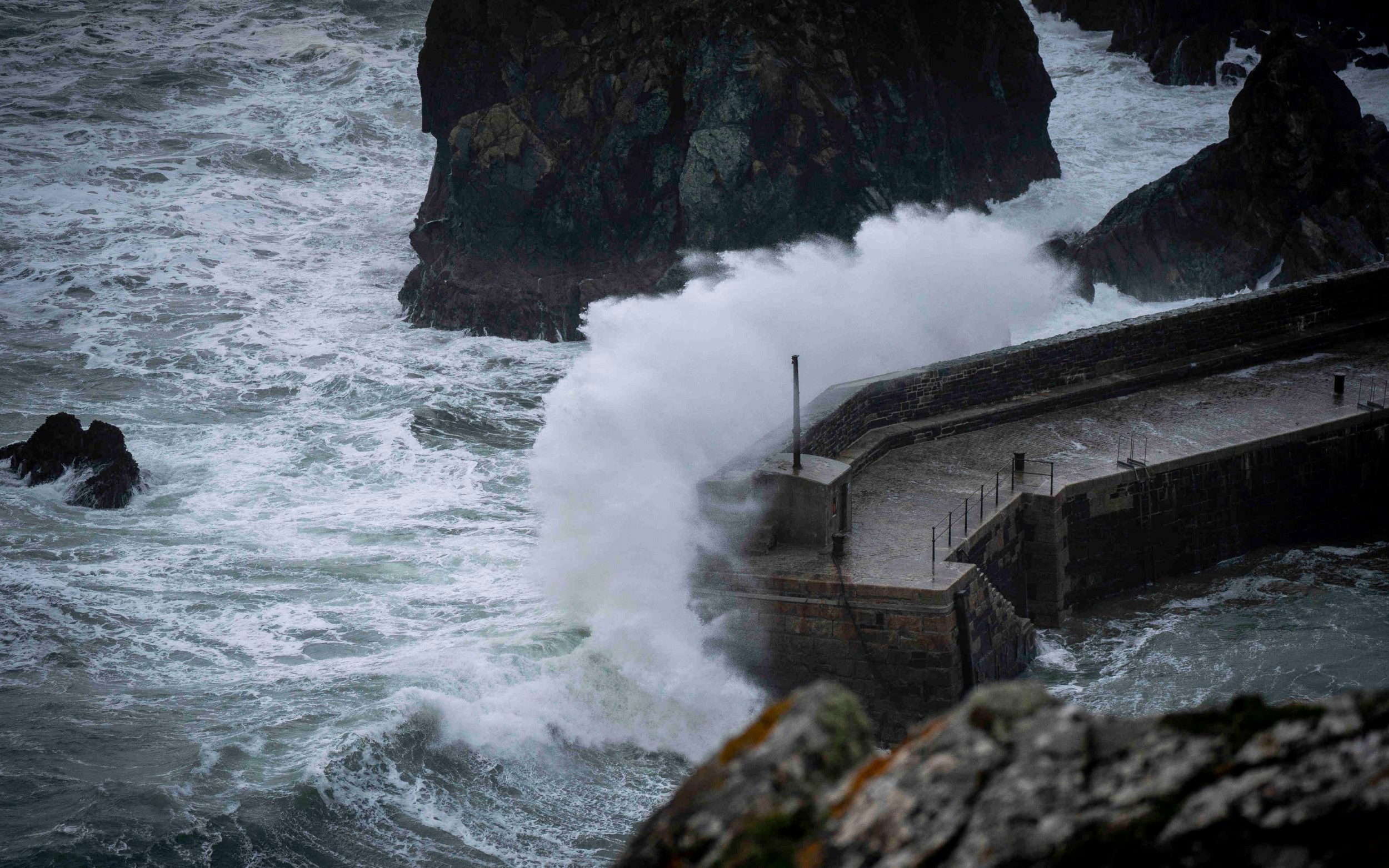 Cornwall earthquake felt like a juggernaut hitting a house, say residents