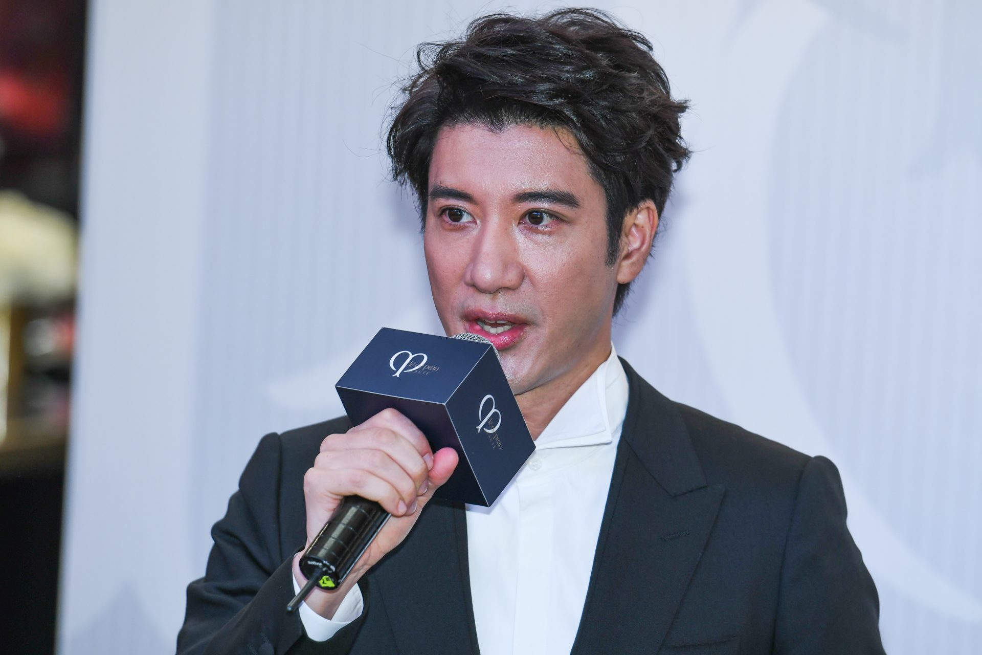 Wang Leehom recovers from being cancelled in China