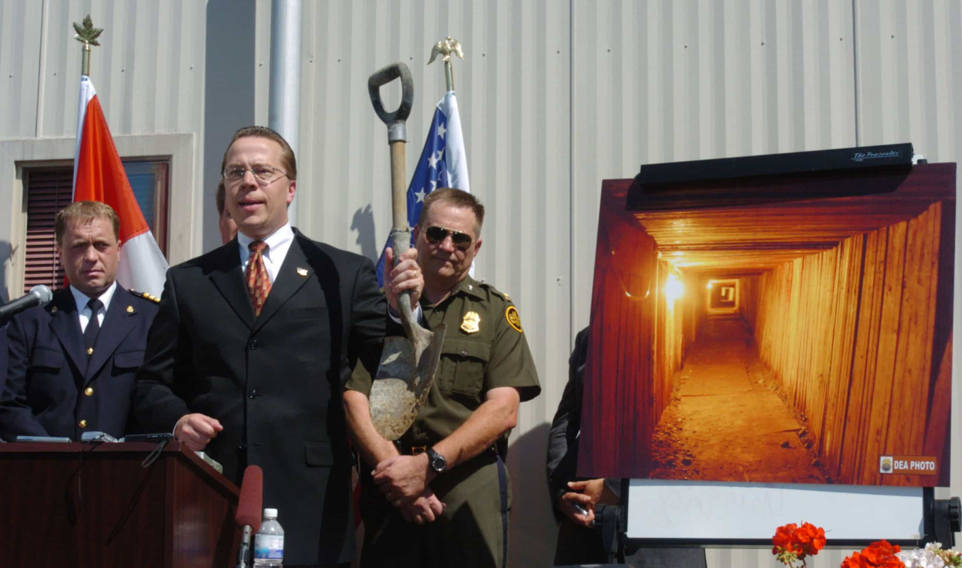 Grensoverschrijdende drugssmokkeltunnel