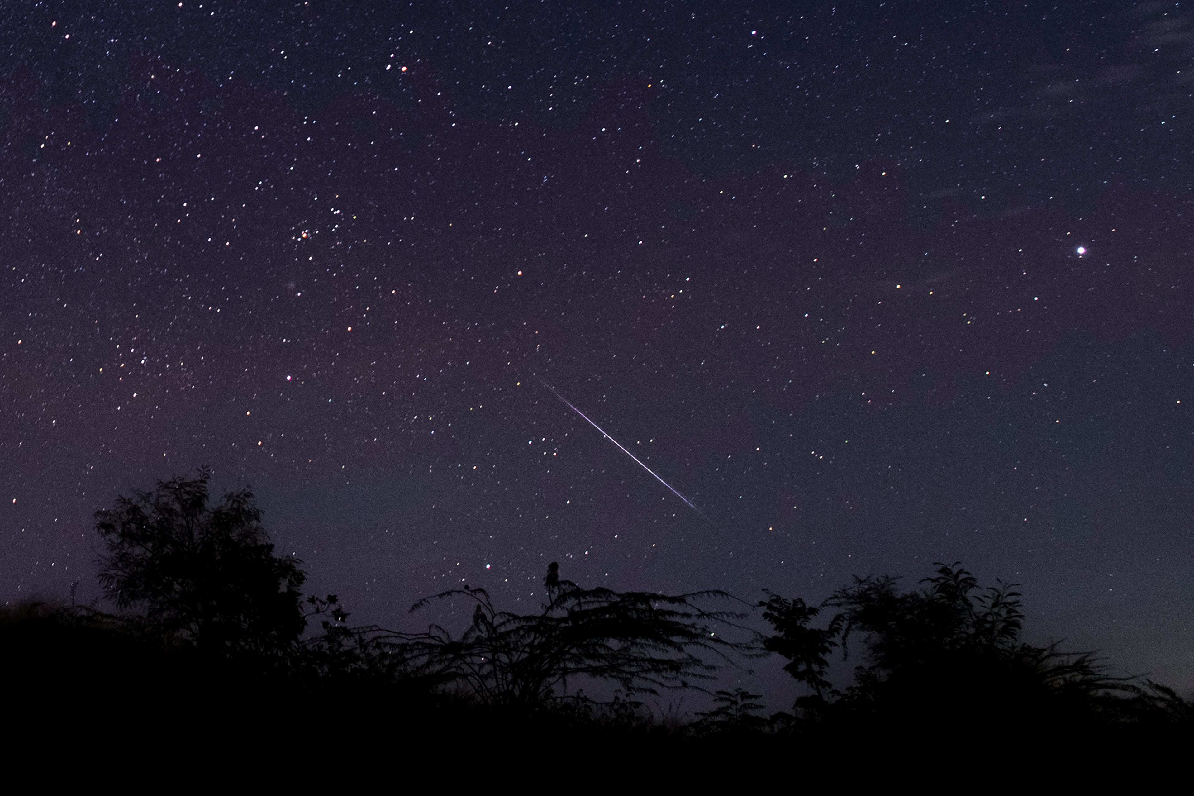 The Best Time To See The Geminid Meteor Shower Is This Week. Here's How ...