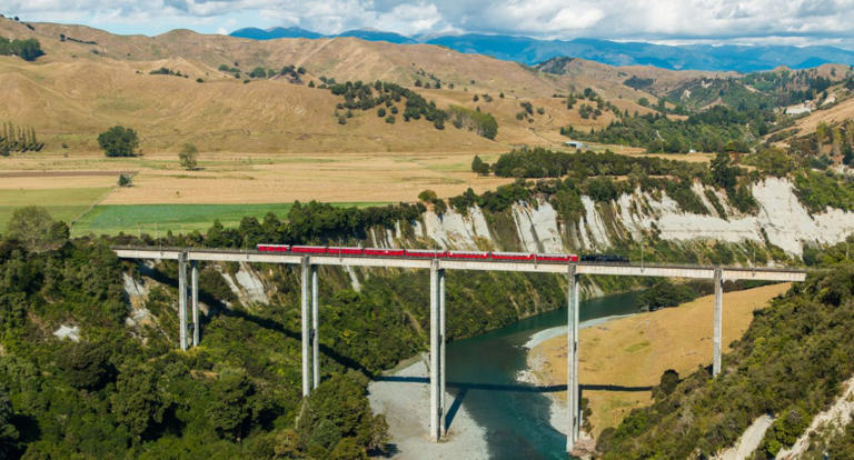 These Are The Three Most Scenic Train Journeys To Take In New Zealand