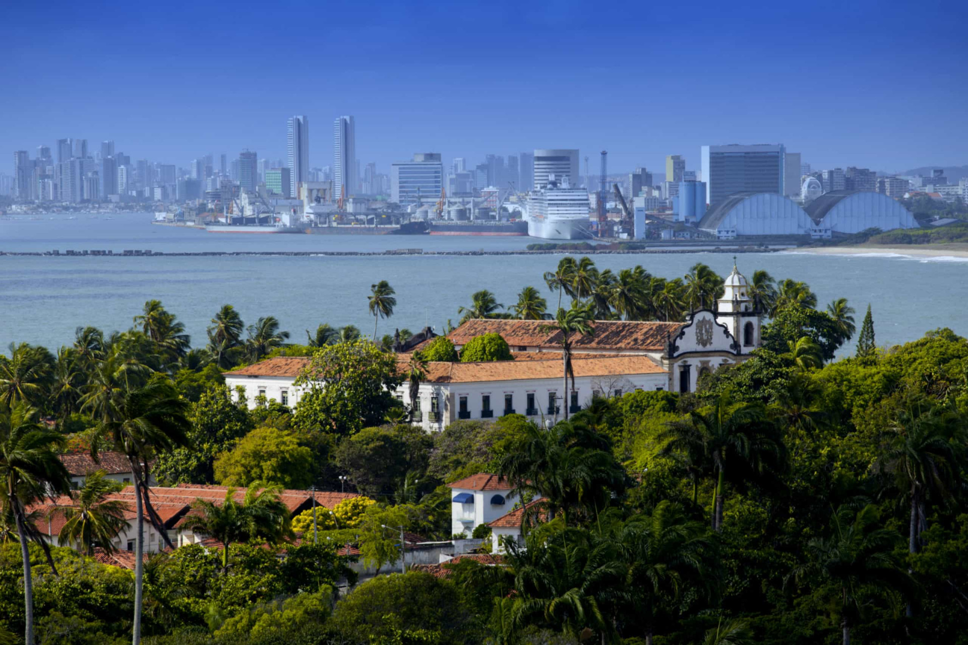 Location: Pernambuco<br>Criteria: Cultural<br>Year established: 1982<br>Description: Among the standout buildings set within Olinda's historic center is the Convent of São Francisco, the oldest Franciscan convent in the country.<p>You may also like: </p>