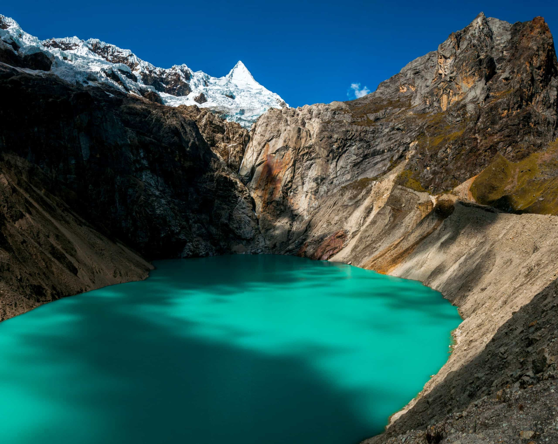 Location: Ancash<br>Criteria: Natural<br>Year established: 1985<br>Description: Named after the tallest mountain in Peru (and Huascar, a 16th-century Inca emperor), the park harbors a unique biodiversity. It’s noted also for its 300 or so glacial lakes.<p><a href="https://www.msn.com/en-us/community/channel/vid-7xx8mnucu55yw63we9va2gwr7uihbxwc68fxqp25x6tg4ftibpra?cvid=94631541bc0f4f89bfd59158d696ad7e">Follow us and access great exclusive content every day</a></p>