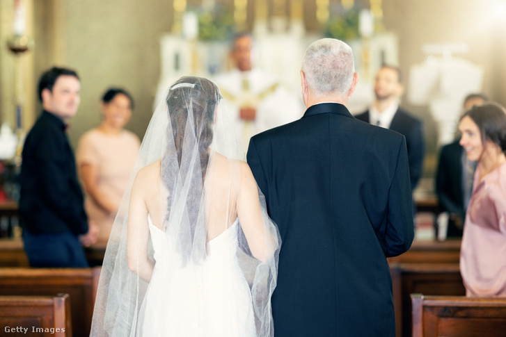 a babaváró robbantotta csúcsra, de kifulladt a lendület: óriásit esett a házasságkötések száma