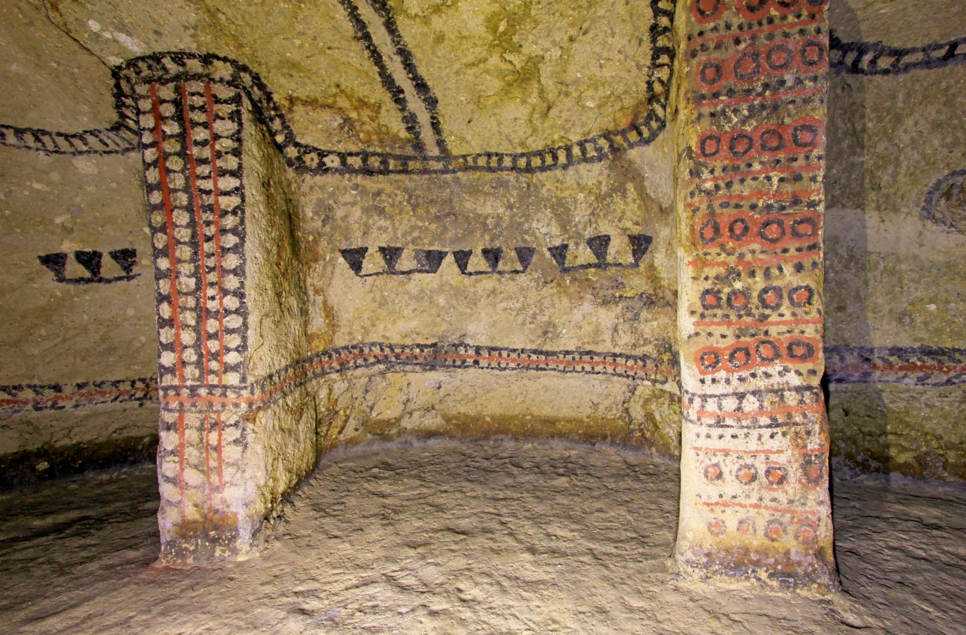 Location: Inza, Cauca Department<br>Criteria: Cultural<br>Year established: 1995<br>Description: Several hypogea (underground temples or tombs) distinguish this site. They were created by the Tierradentro, one of the pre-Columbian cultures of Colombia, and most date from between the 6th and 9th centuries CE.<p><a href="https://www.msn.com/en-us/community/channel/vid-7xx8mnucu55yw63we9va2gwr7uihbxwc68fxqp25x6tg4ftibpra?cvid=94631541bc0f4f89bfd59158d696ad7e">Follow us and access great exclusive content every day</a></p>