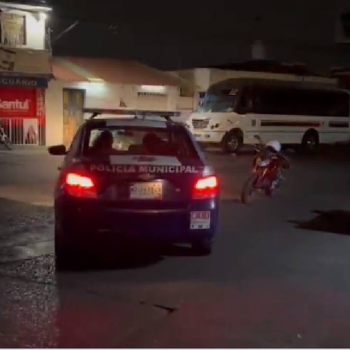 balacera en cuernavaca deja 10 muertos, incluidos 2 policías y dos heridos. videos