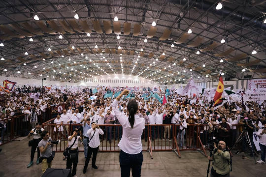 'Es tiempo de mujeres transformadoras, es tiempo de mujeres humanistas', celebró Sheinbaum Pardo