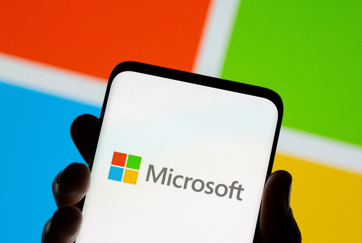 Microsoft Overtakes Apple To Become World’s Most Valuable Company