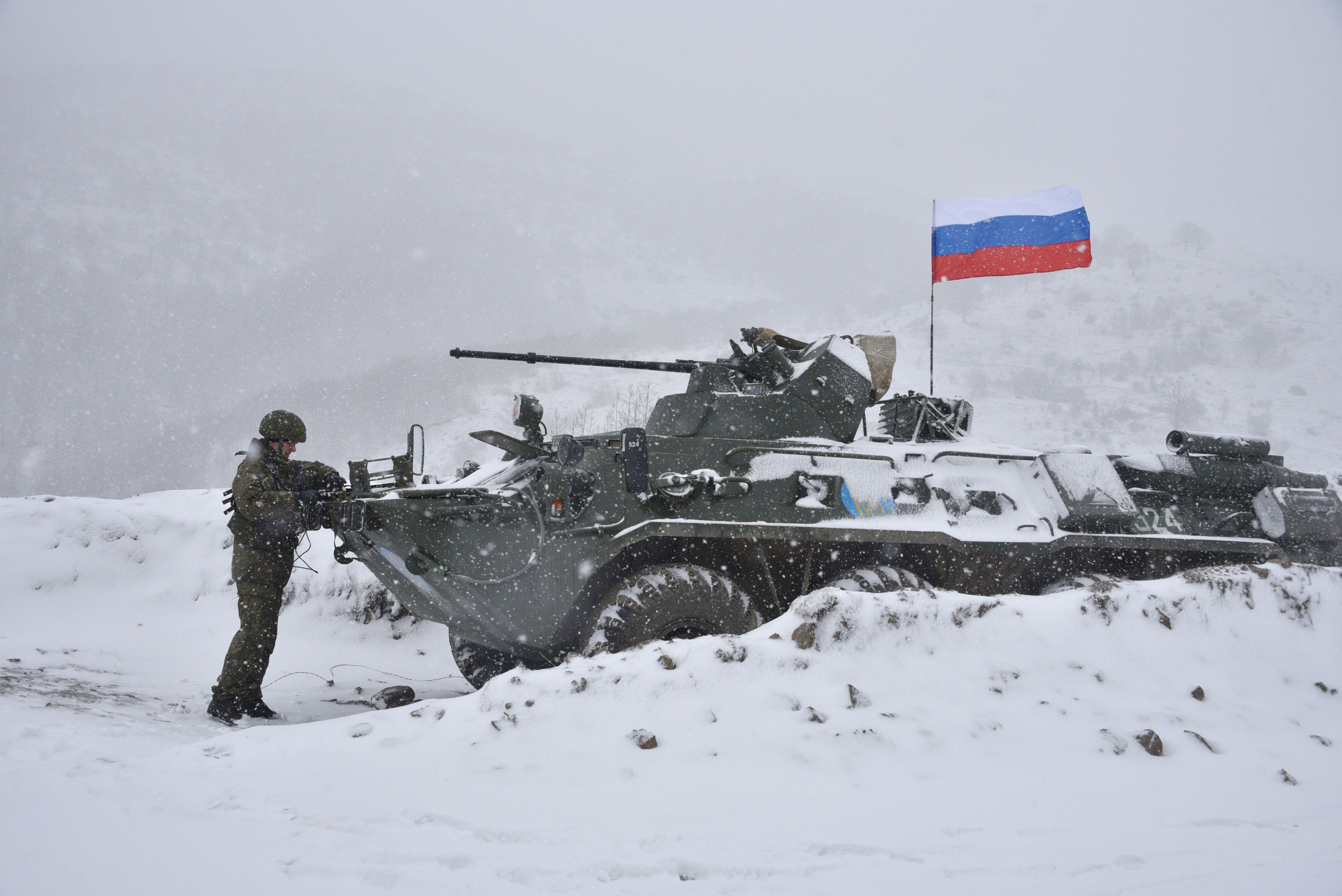 Siberian base. БТР-82а на Украине. Командир ЧВК Вагнер. Боевики Вагнера на Украине.