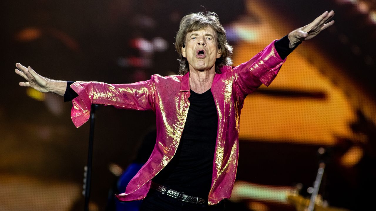 Rolling Stones Book 2024 Browns Stadium Show   AA1kiIvr.img