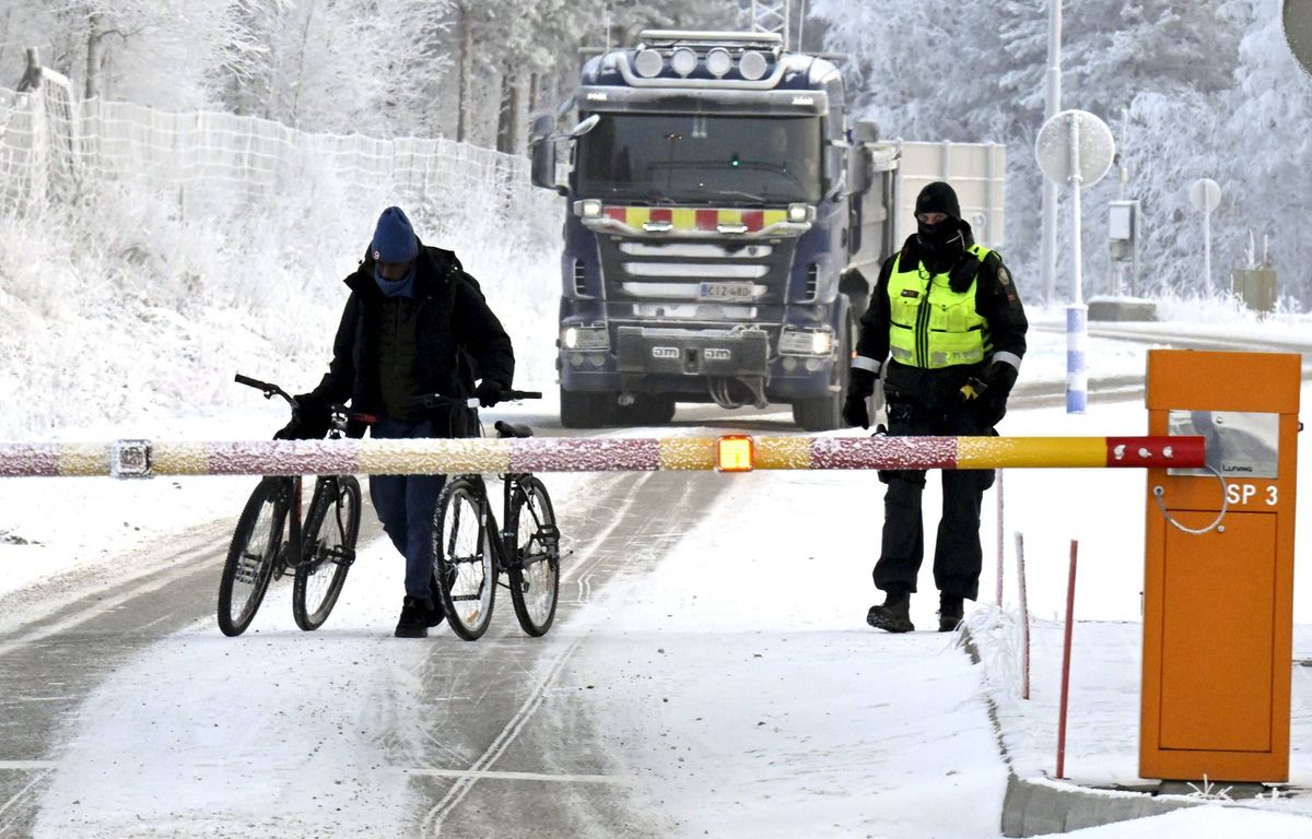 guerre en ukraine : mais que se passe-t-il à la frontière entre la finlande et la russie ?