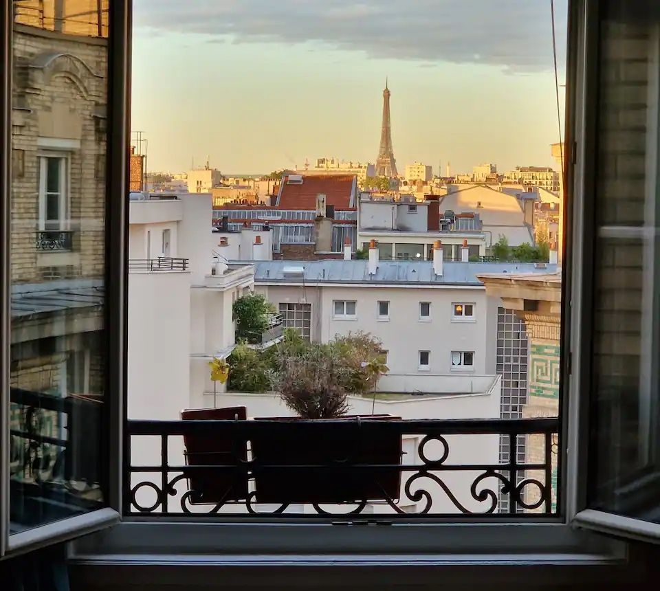 These Parisian Airbnbs Are Not Only Loved By Guests, But They're ...