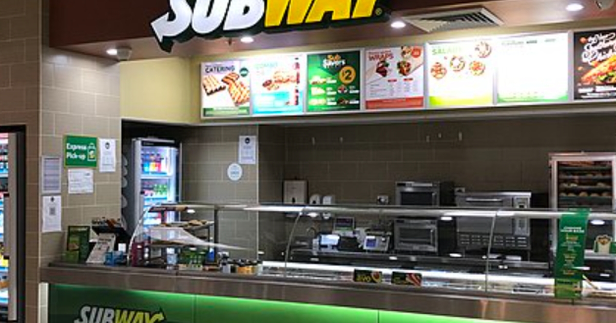 frau nach zahlung erschüttert: für ein subway-sandwich 6.500 euro berechnet